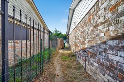 7339 Conley Street, Houston, TX 77021 - Photo 37