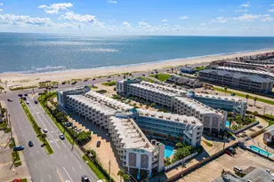 6102 Seawall Blvd, Galveston, TX 77551 - Photo 21