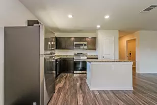 2203 Pearl St, Houston, TX 77029 - Photo 9