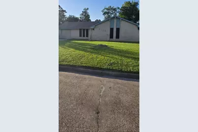7119 Pittswood Lane, Houston, TX 77016 - Photo 1