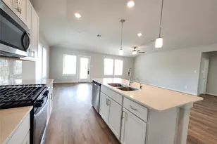 2506 Good Morrow Dr, Rosenberg, TX 77471 - Photo 9