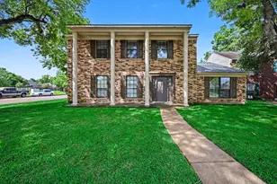 2403 Horseshoe Ln, Richmond, TX 77406 - Photo 1