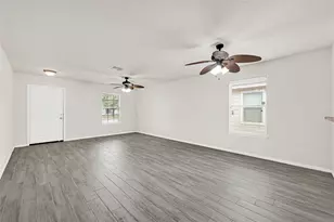 7906 Yaupon View Dr, Cypress, TX 77433 - Photo 11