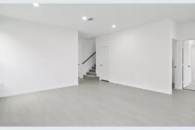 414 Point Nemo Street, Crosby, TX 77532 - Photo 5