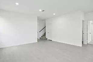 414 Point Nemo St, Crosby, TX 77532 - Photo 5