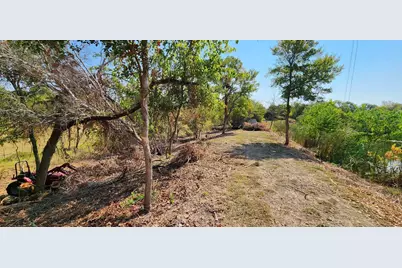 11920 Woodcrest Drive, Willis, TX 77318 - Photo 9
