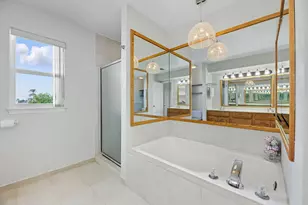 2027 Hollywood Ave, Galveston, TX 77551 - Photo 31