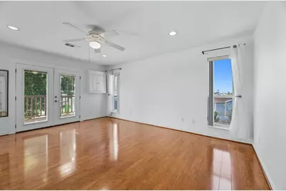 2027 Hollywood Avenue, Galveston, TX 77551 - Photo 25