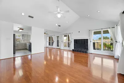 2027 Hollywood Avenue, Galveston, TX 77551 - Photo 7