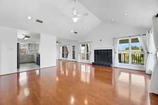 2027 Hollywood Ave, Galveston, TX 77551 - Photo 7