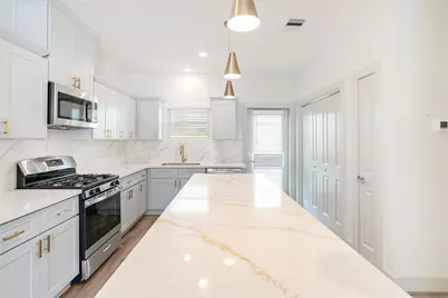 9925 Dipping Woods Street, Houston, TX 77076 - Photo 3