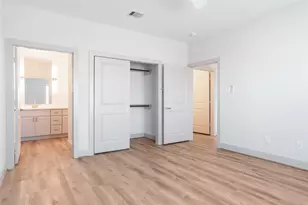 9925 Dipping Woods St, Houston, TX 77076 - Photo 9