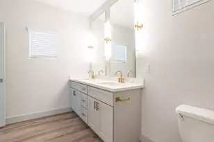 9925 Dipping Woods St, Houston, TX 77076 - Photo 11