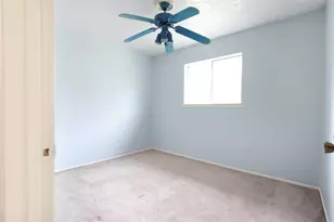 11406 Herald Square Dr, Houston, TX 77099 - Photo 17