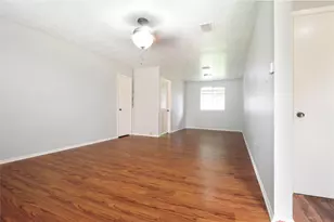 11406 Herald Square Dr, Houston, TX 77099 - Photo 5