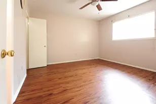 11406 Herald Square Dr, Houston, TX 77099 - Photo 19