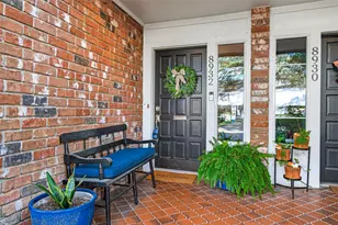 8932 Chatsworth Dr, Houston, TX 77024 - Photo 3