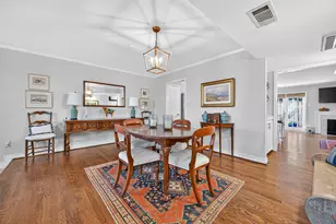 8932 Chatsworth Dr, Houston, TX 77024 - Photo 5