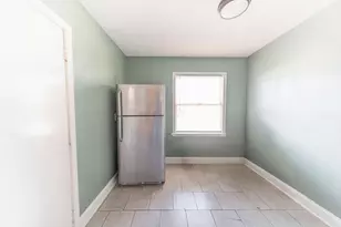 5002 Chennault Rd, Houston, TX 77033 - Photo 11