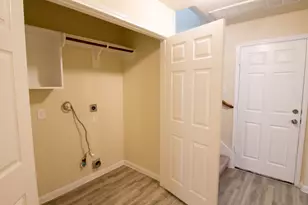 13142 Withee Path Ln, Houston, TX 77048 - Photo 5