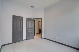 12147 La Salle River Rd, Conroe, TX 77304 - Photo 29