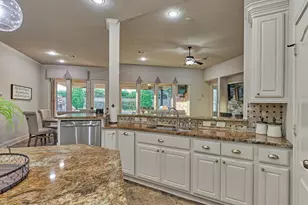 21322 Refuge Creek Dr, Cypress, TX 77433 - Photo 11