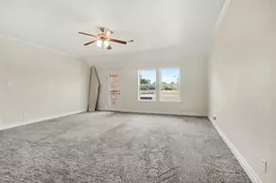 5426 Novak Ct, Danbury, TX 77534 - Photo 9