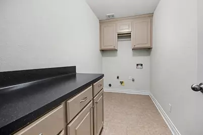 5426 Novak Court, Danbury, TX 77534 - Photo 13