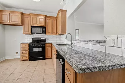 5426 Novak Court, Danbury, TX 77534 - Photo 7