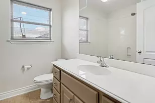 5426 Novak Ct, Danbury, TX 77534 - Photo 15