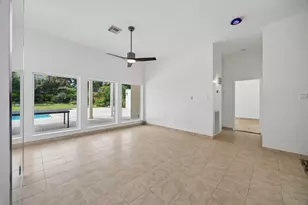 11931 Carriage Hill Dr, Houston, TX 77077 - Photo 9