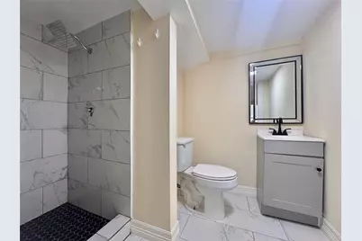 27 Norwood Street, Houston, TX 77011 - Photo 15