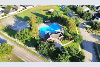 16319 Autumn Leigh Drive, Houston, TX 77083 - Photo 47