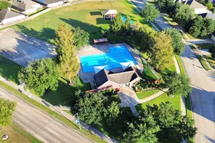 16319 Autumn Leigh Dr, Houston, TX 77083 - Photo 47