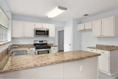 4207 Royal Manor Drive, Pasadena, TX 77505 - Photo 7