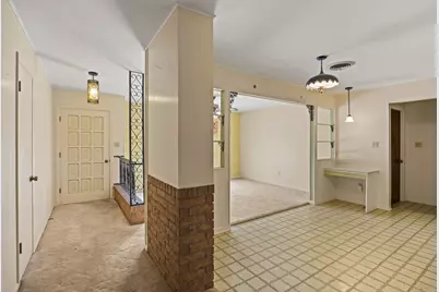 182 Lakeview 2 Road, El Campo, TX 77437 - Photo 5