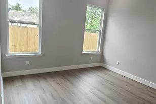 504 Center St, Richmond, TX 77469 - Photo 11