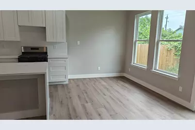504 Center Street, Richmond, TX 77469 - Photo 5