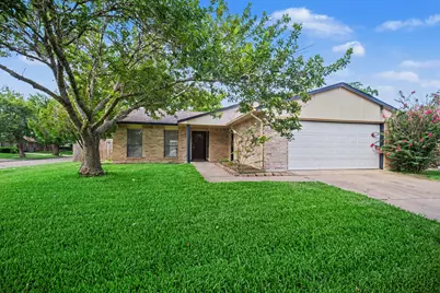 6713 Tara Drive, Richmond, TX 77469 - Photo 1