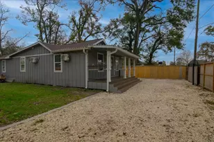 9306 Bertwood St, Houston, TX 77016 - Photo 3