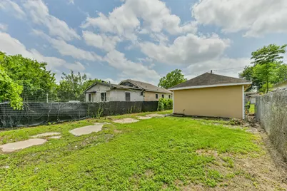 7615 Avenue E, Houston, TX 77012 - Photo 19