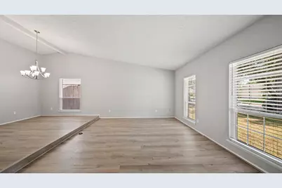 2130 Quail Valley East Drive, Missouri City, TX 77459 - Photo 7