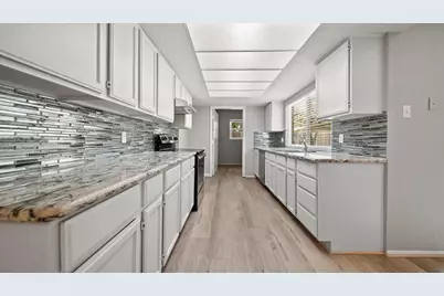 2130 Quail Valley East Drive, Missouri City, TX 77459 - Photo 11