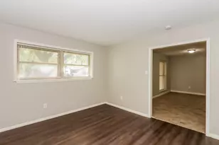2104 Yorktown Ct S, League City, TX 77573 - Photo 7