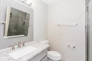 2104 Yorktown Ct S, League City, TX 77573 - Photo 11
