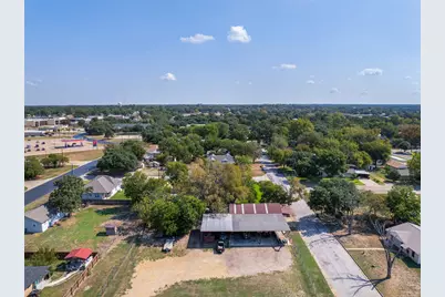 610 W Davis Street, Hearne, TX 77859 - Photo 25