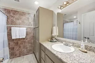 3819 Las Palmas St, Galveston, TX 77554 - Photo 11