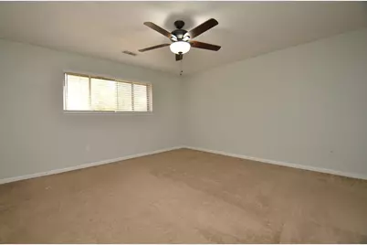 2711 Williamsburg Drive, Dickinson, TX 77539 - Photo 21
