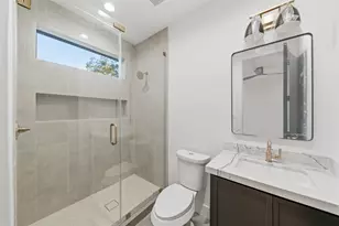 2023 Viking Dr Dr, Houston, TX 77018 - Photo 37