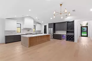 2023 Viking Dr Dr, Houston, TX 77018 - Photo 11